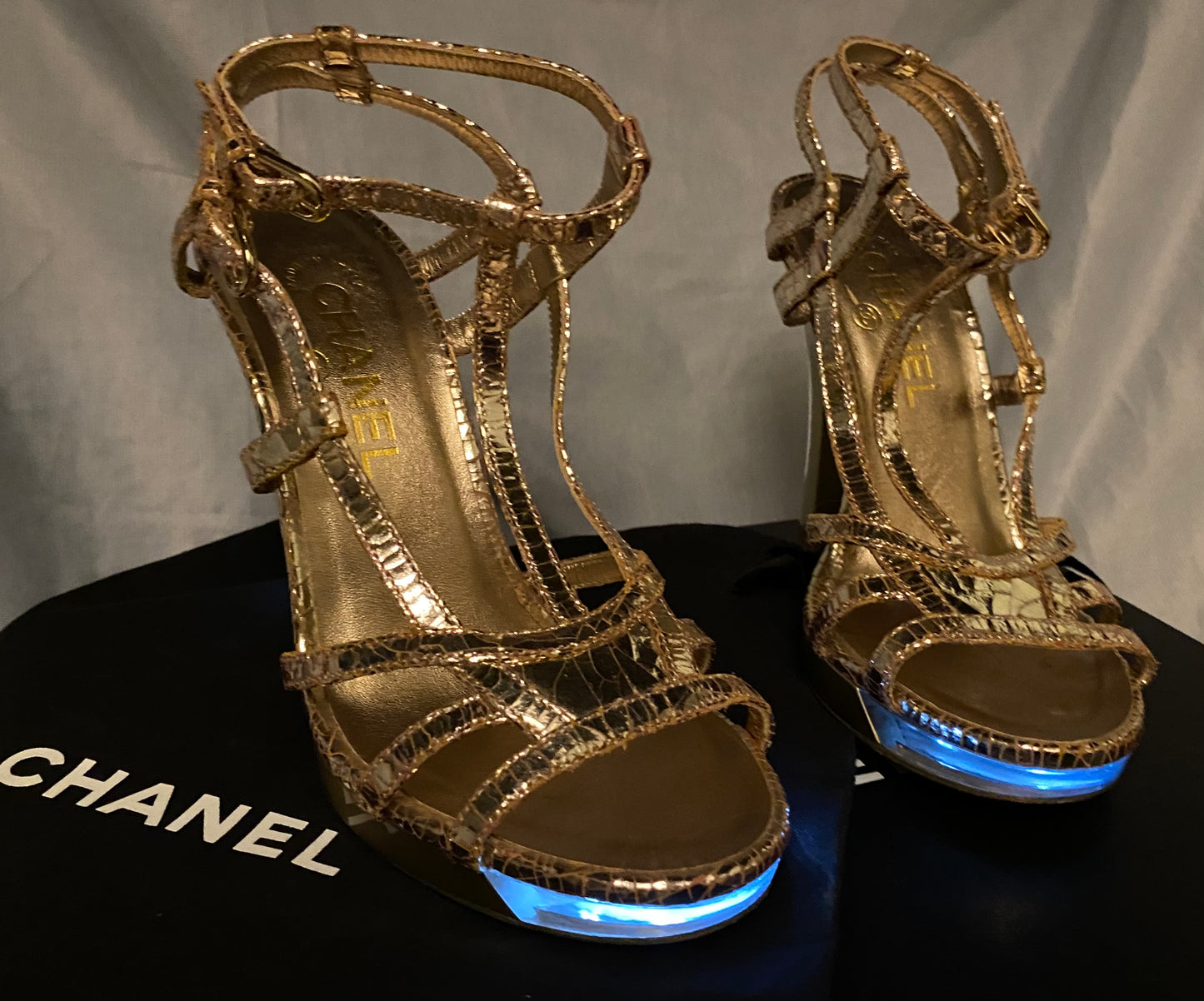 Chanel Rose Gold Sandals Cracked Leather Open Toe LED Light 36.5eu Cruise 2015