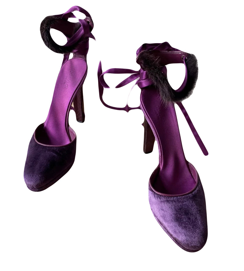 Gucci Tom Ford Era 2004 Purple Divine Mink  Velvet Ankle Wrap Python Sandals 5.5